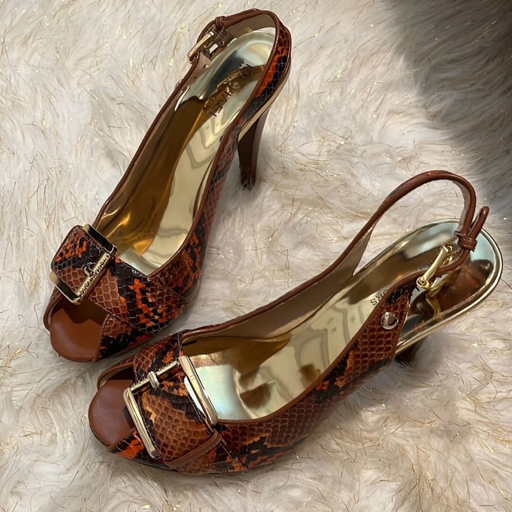 GUC Michael Kors high heel 4”